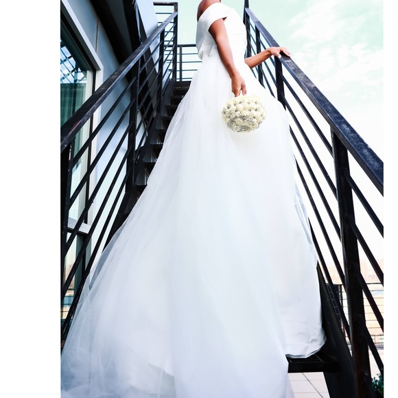 Wedding Dress with Detachable Train Sweetheart Sleeveless , Mermaid cut Size 12 - Picture 5 of 5